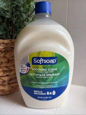 Softsoap Soothing Clean Aloe Vera Hand Soap Refill - White with Blue Cap